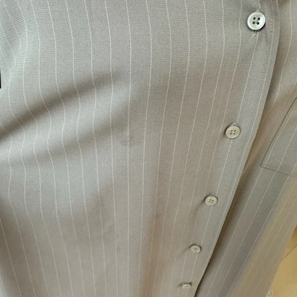 The Frankie Shop set - Picture 3 of 16